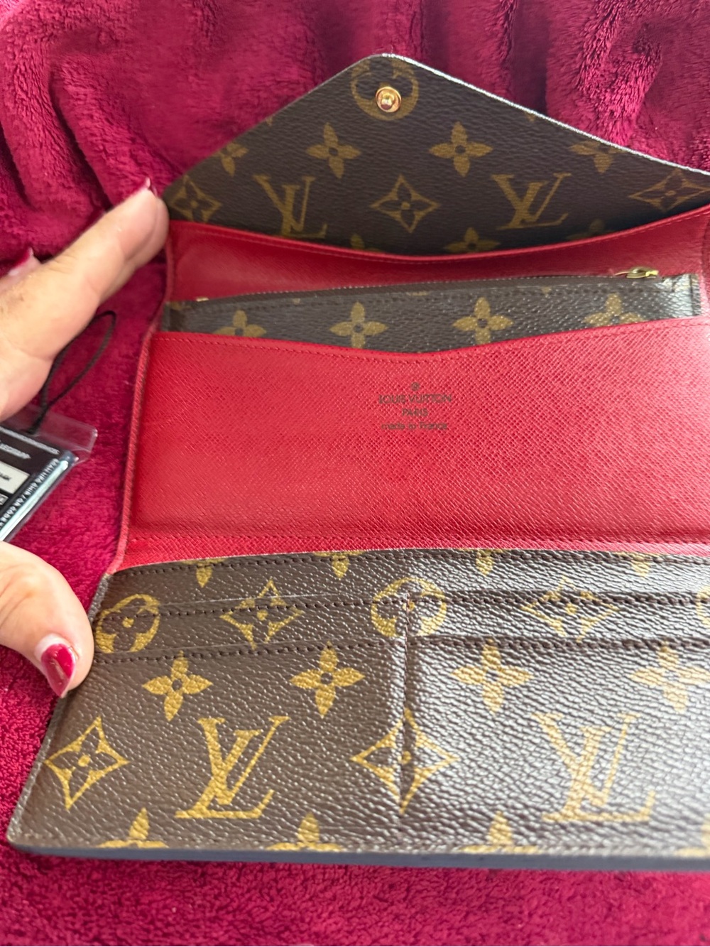 Louis Vuitton Josephine Monogram Continental Wallet with Red Snap - Picture 5 of 11